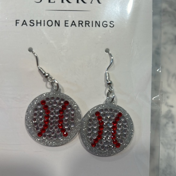 Serra Fashion Earrings - Picture 2 of 4